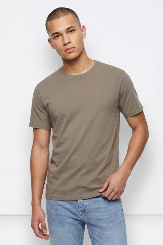 CAMISETA BARTON CAMISETA BARTON
