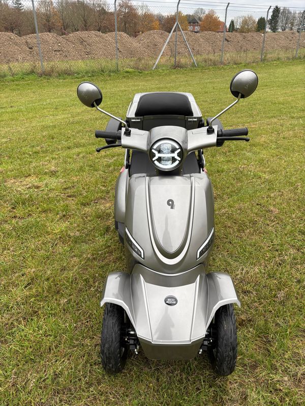 qmove 4 Rad Elektro Senioren mobil BN027 qmove 4 Rad Elektro Senioren mobil BN027