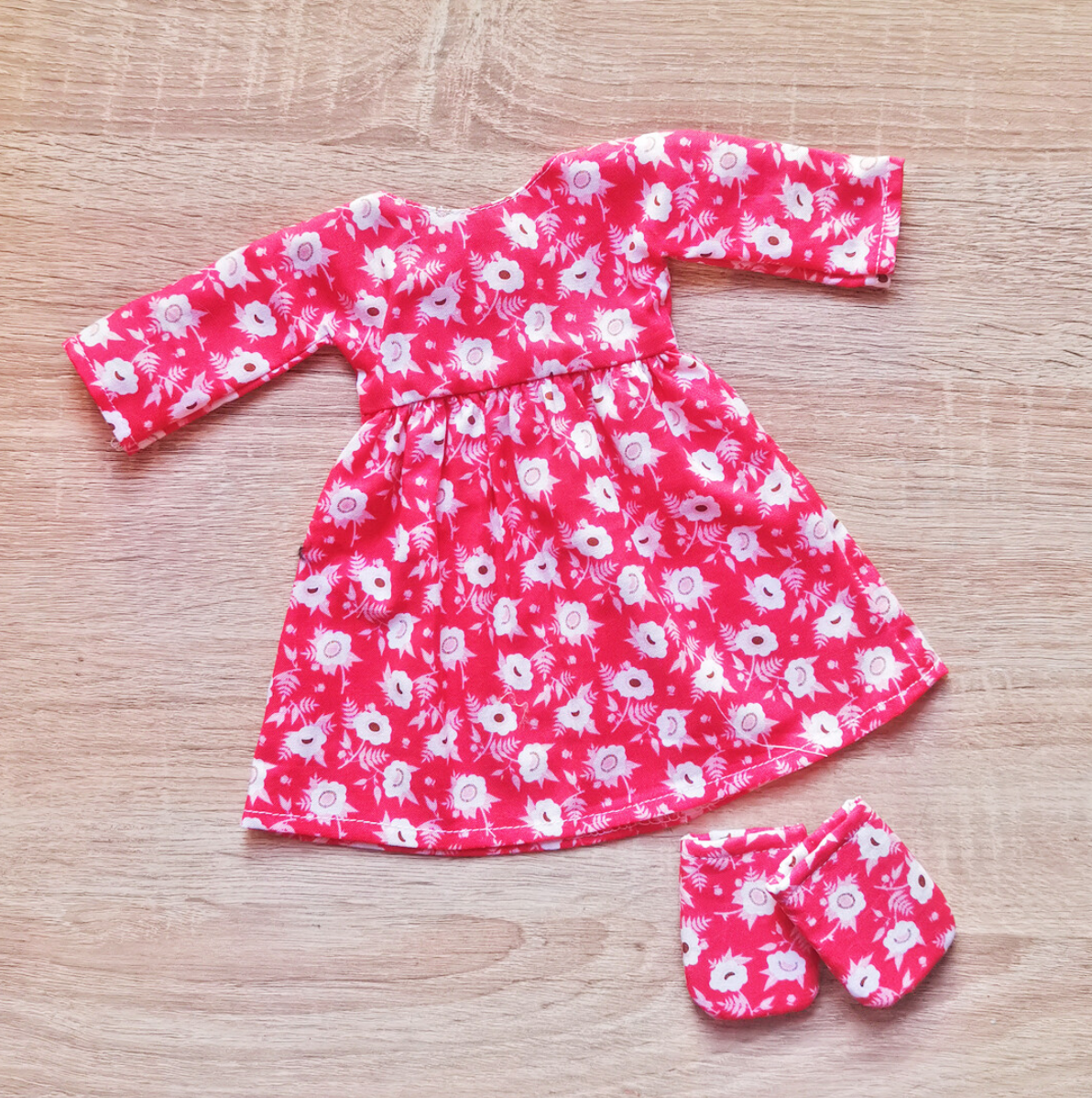 Red with white flowers