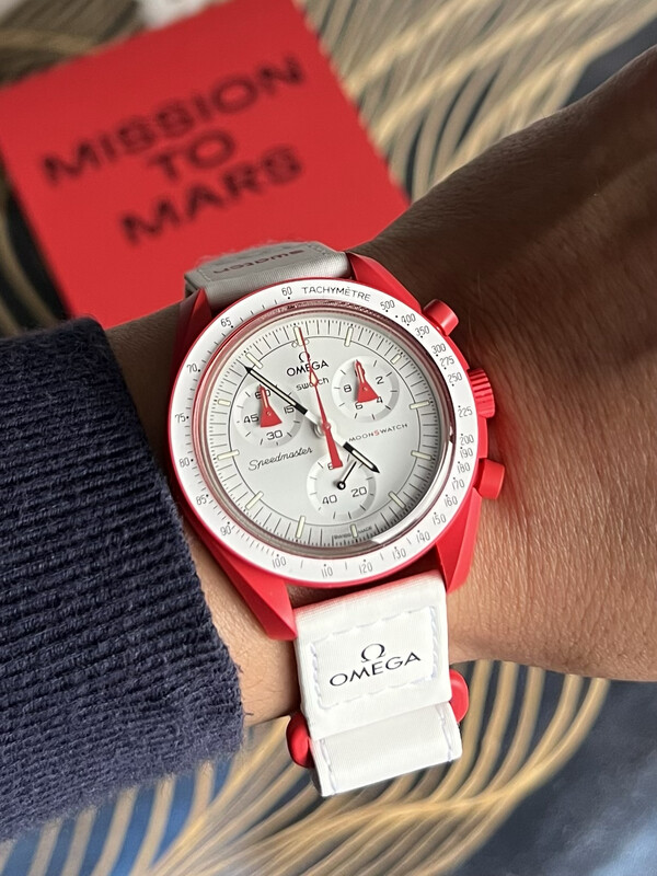 SWATCH - OMEGA BIOCERAMIC MOONSWATCH