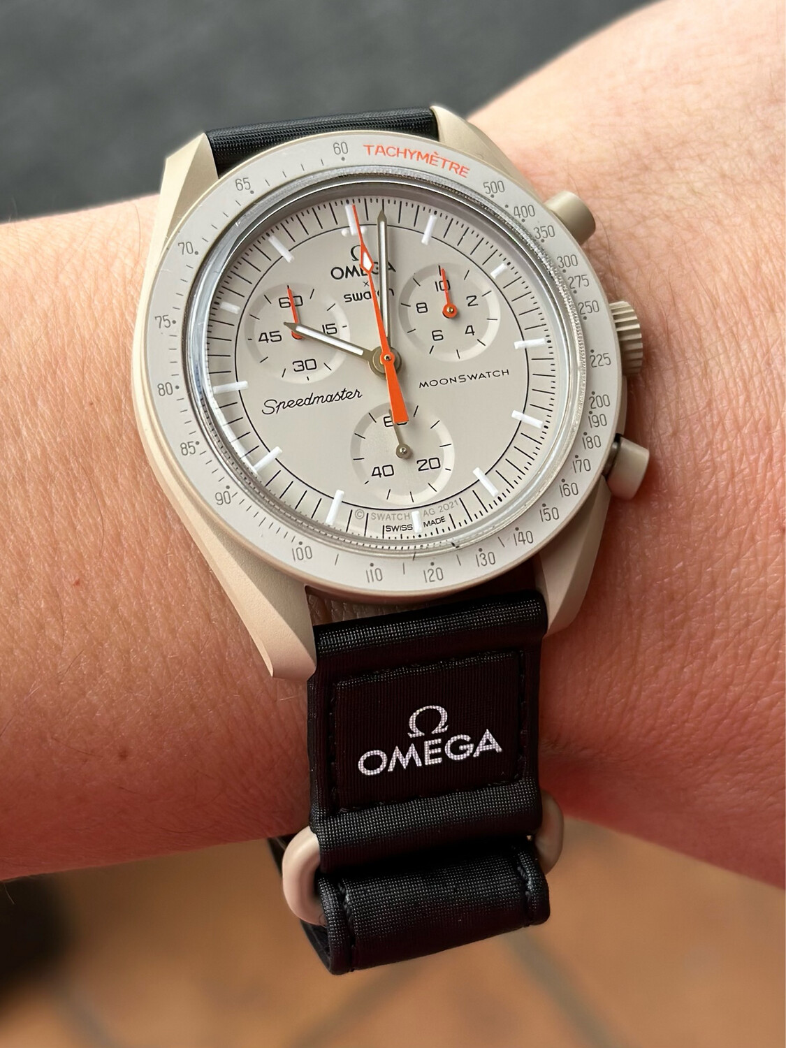 SWATCH - OMEGA BIOCERAMIC MOONSWATCH