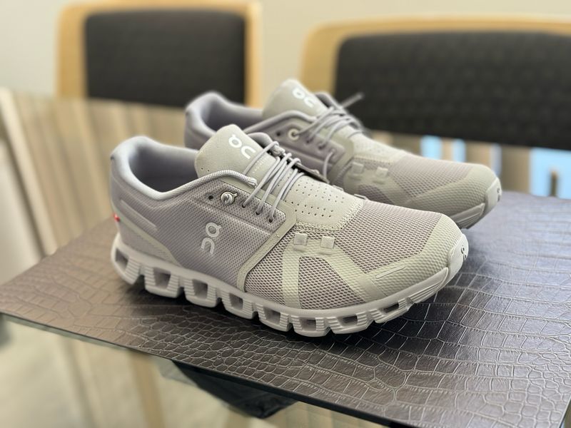 ZAPATOS SNEAKERS ON RUNNING