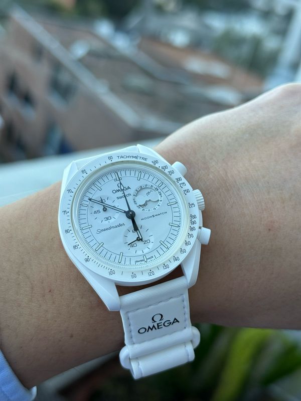 SWATCH - OMEGA BIOCERAMIC MOONSWATCH