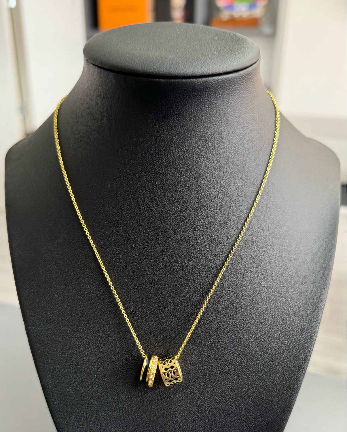 COACH SIGNATURE NECKLACE