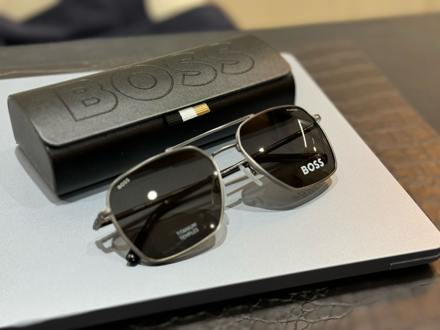 GAFAS HUGO BOSS TITANIUM