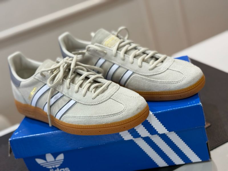 ADIDAS SPEZIAL