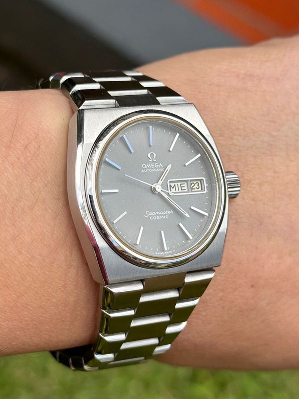 OMEGA SEAMASTER COSMIC