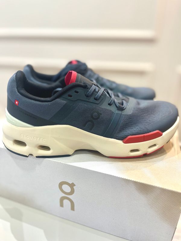 ZAPATOS SNEAKERS ON RUNNING