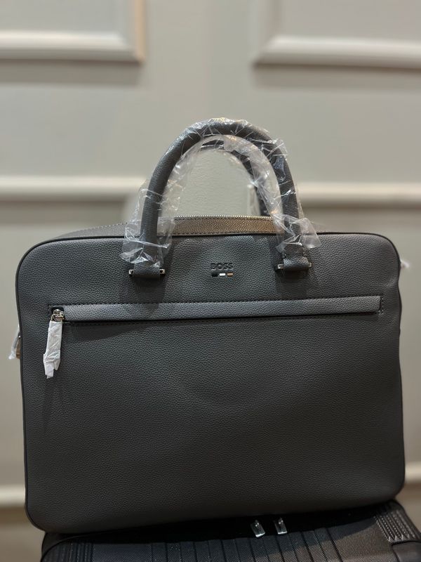 MALETÍN HUGO BOSS GRIS