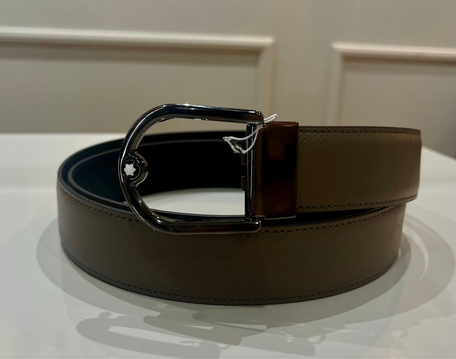 CINTURÓN MONTBLANC - MASTIC/BLACK SAFFIANO PRINT LEATHER 35MM