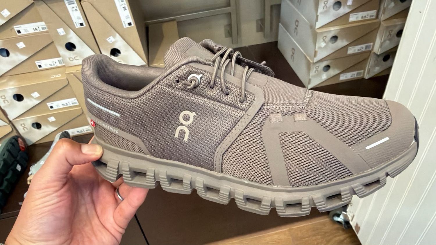 ZAPATOS SNEAKERS ON RUNNING