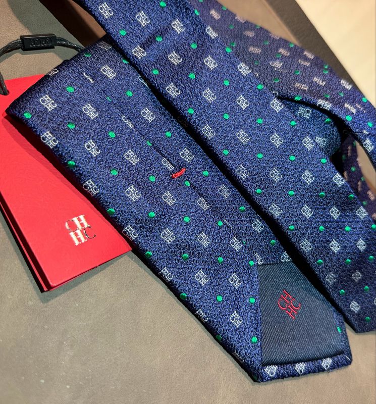 CORBATA CAROLINA HERRERA