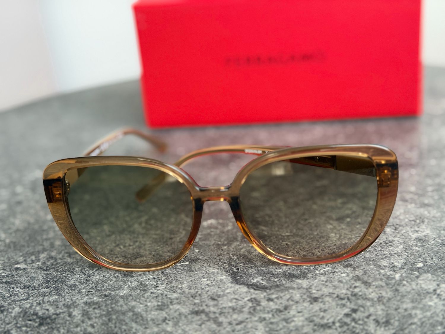 GAFAS SALVATORE FERRAGAMO SQUARE