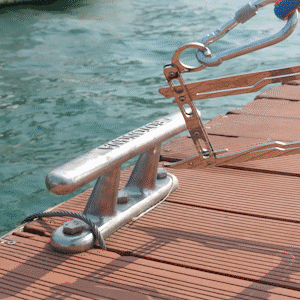 Automatic boat hook Threader