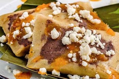 Tamal Frijol con Queso 