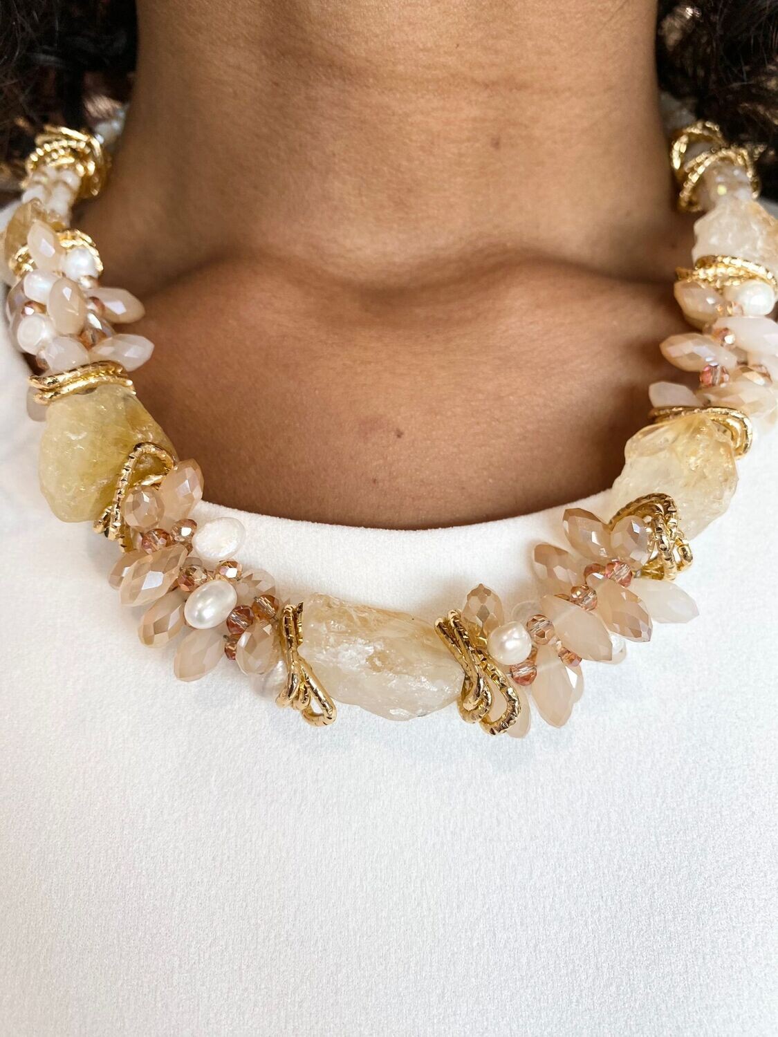 Quartz Short Classic Bold Stone Necklace