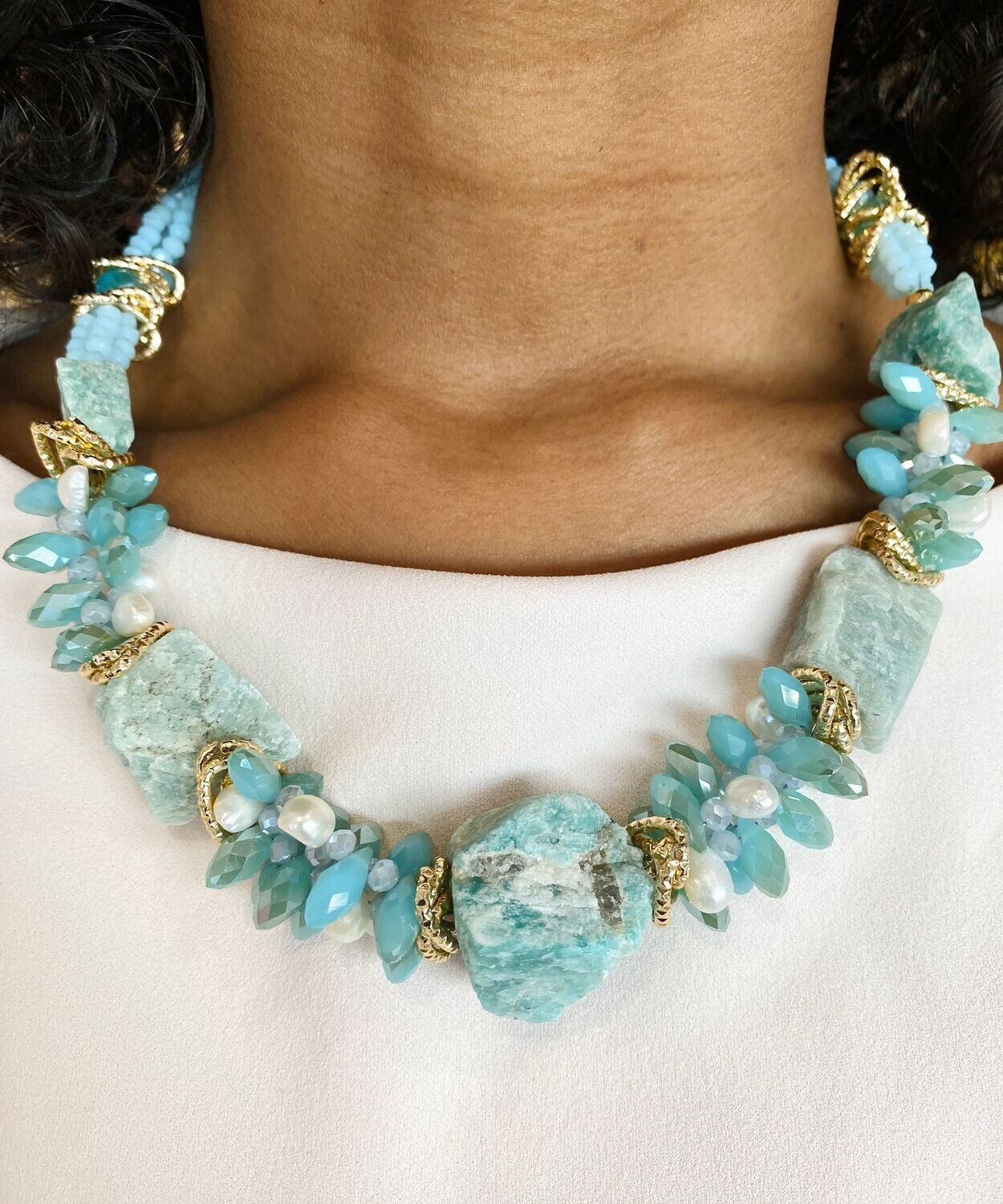 Quartz Short Classic Bold Stone Necklace