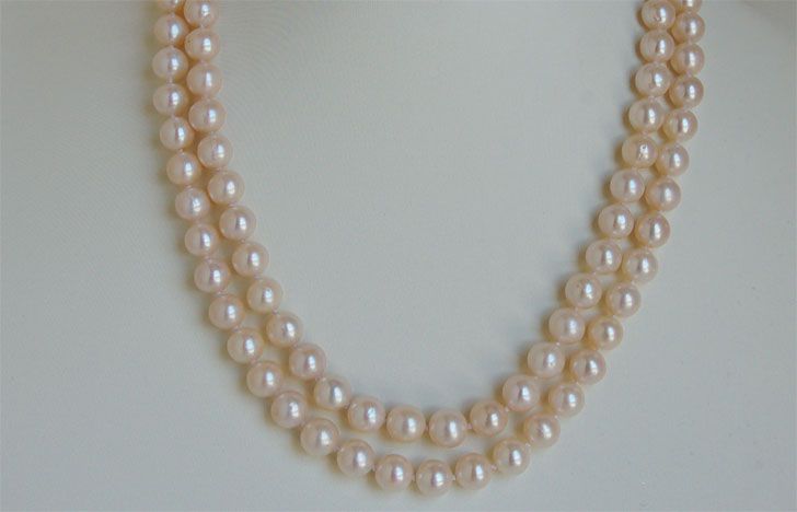 Double strand cultured white pearl necklace