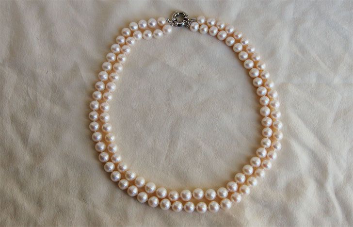 Double strand cultured white pearl necklace