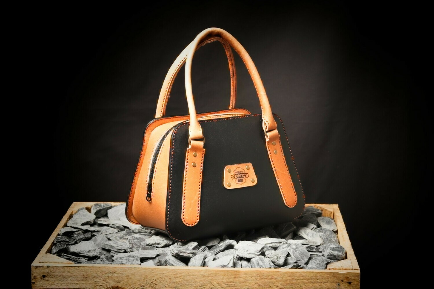 Leather bag "Aleksija"