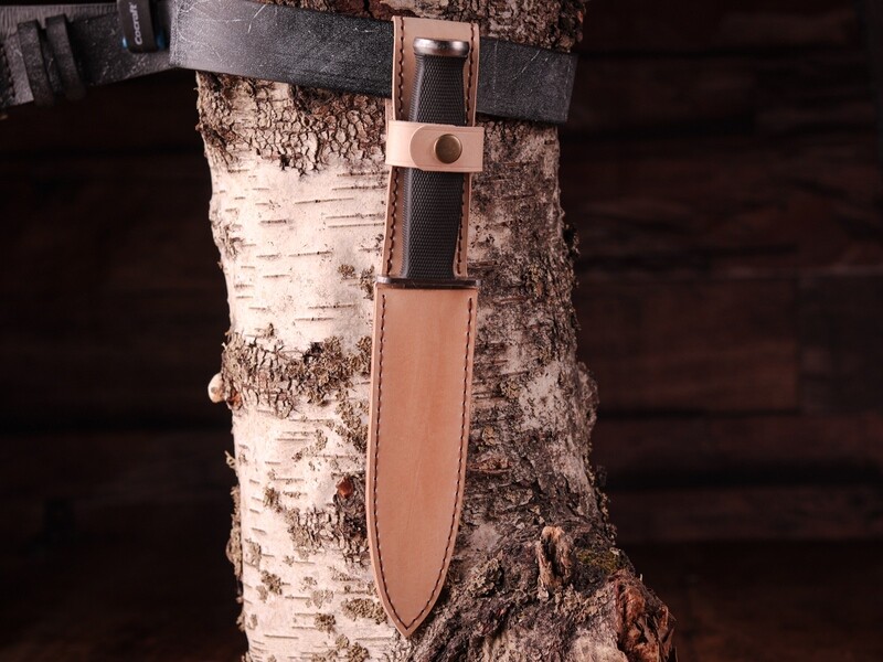 Leather knife sheath