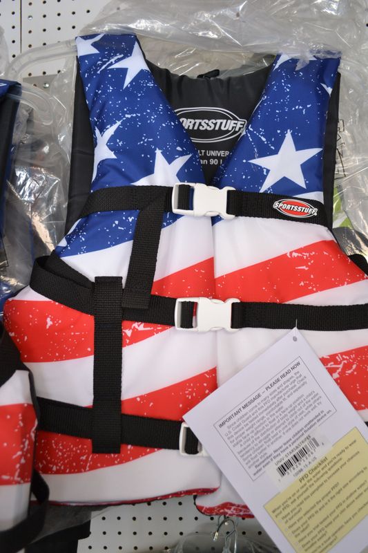 SPORTSTUFF  STARS & STRIPES - ADULT UNIVERSAL SIZE LIFE VEST