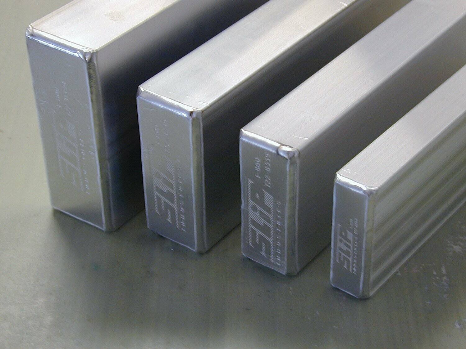 1 1/2" x 3 1/2" Aluminum Alloy Straightedge 14'-20', Length: 14' Straightedge