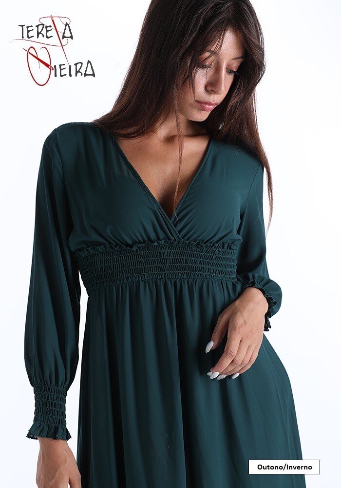 Vestido Teresa Vieira com gola em &quot;V&quot;