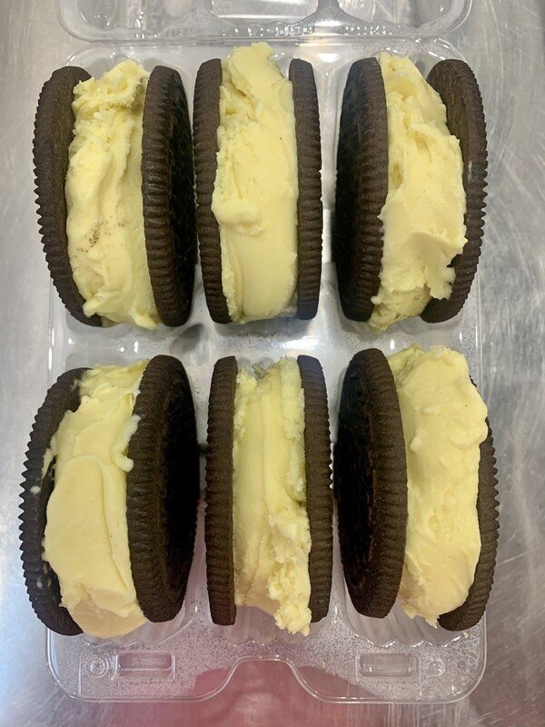 Six Pack Oreo Cookie Sandwich