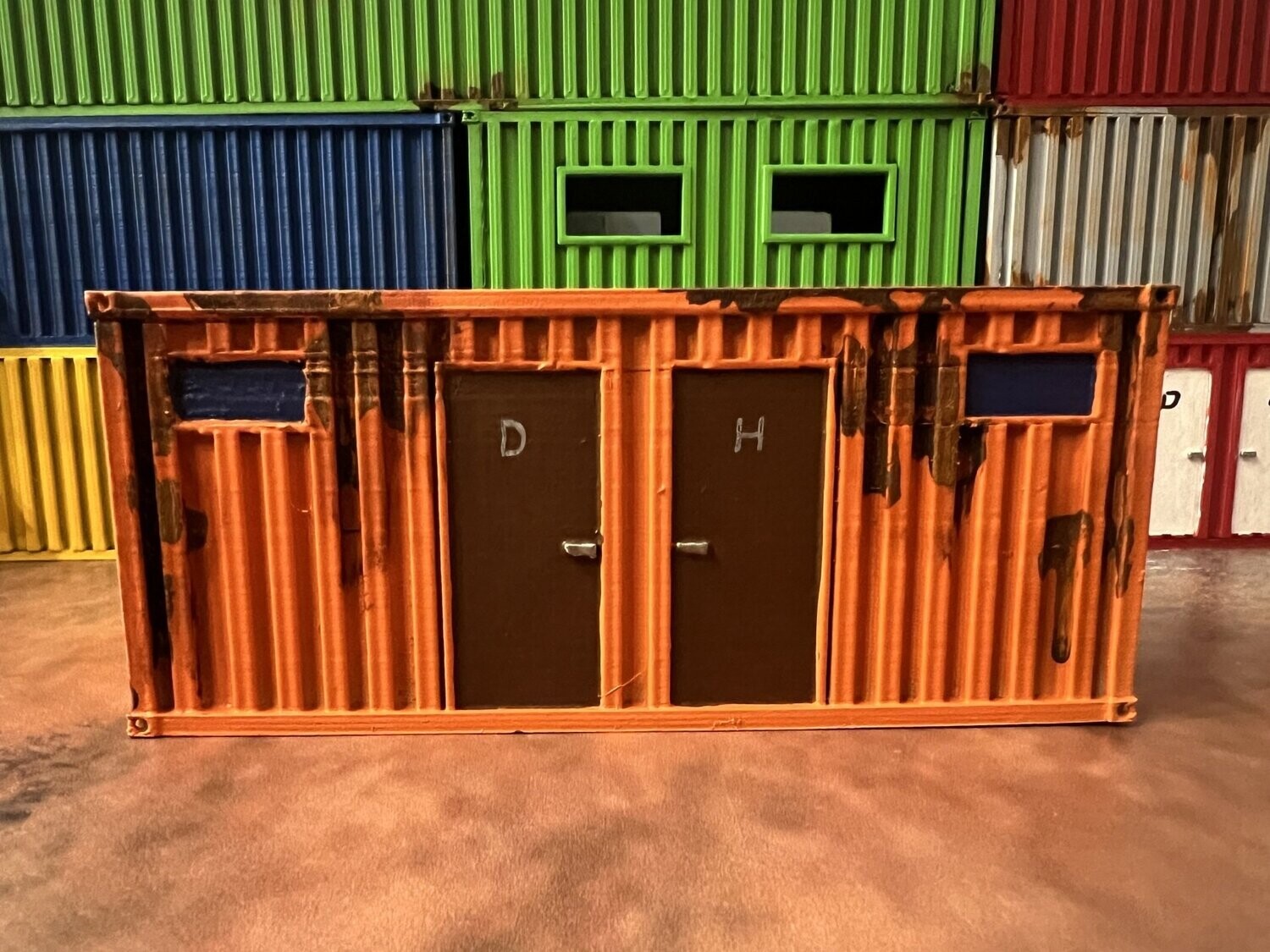 Container M