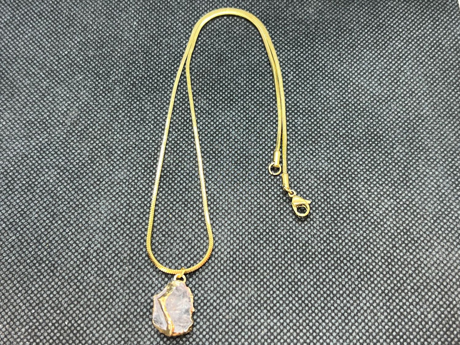 vergoldete Kette mit Naturstein Anhänger