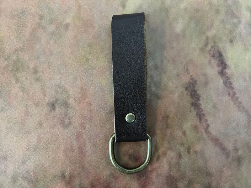 Kunstleder Gürtelanhänger braun