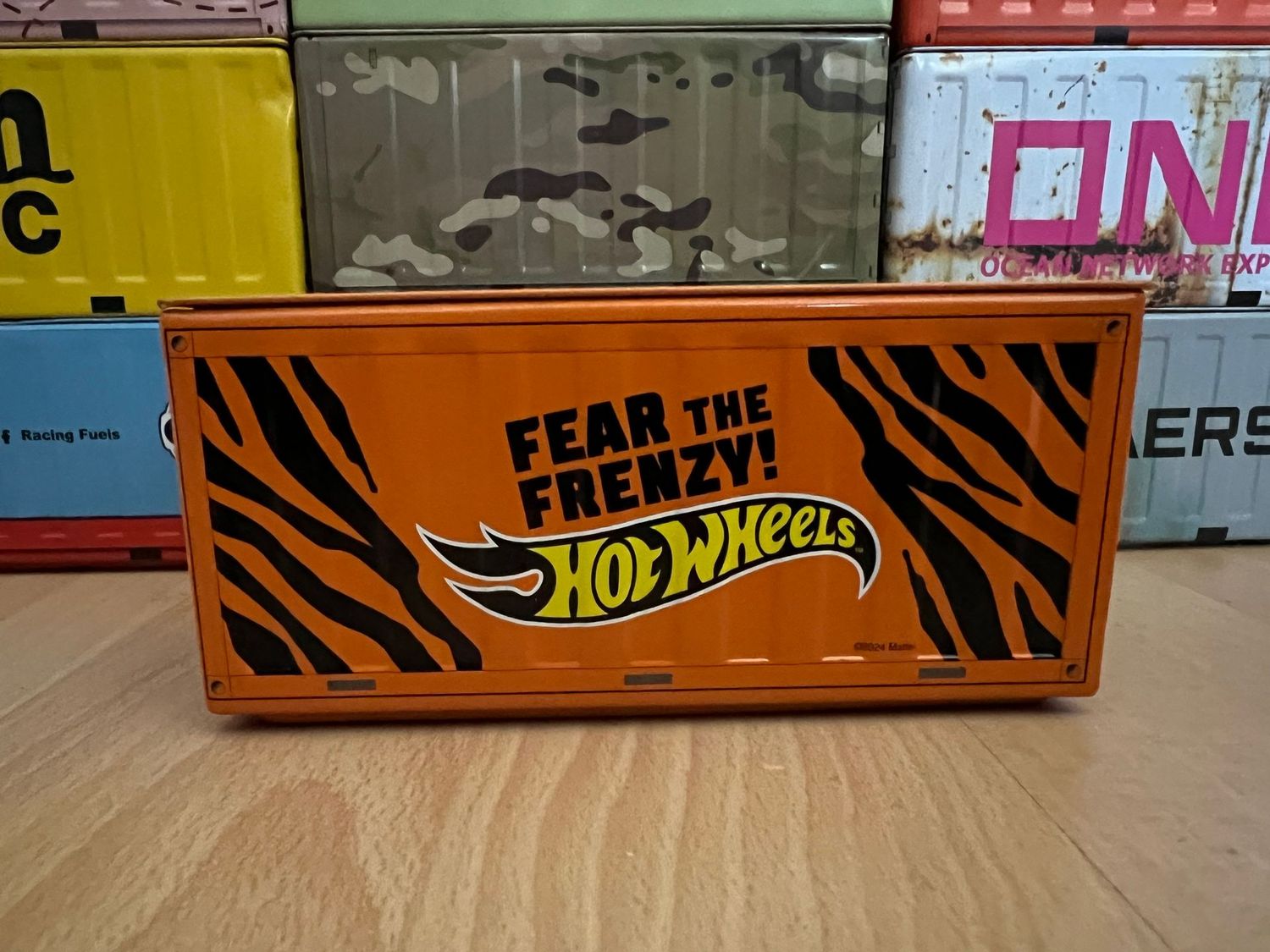Container CH - orange - "Fear the Frenzy" (Carrera Hybrid)