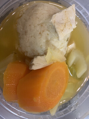 Vegetarian Matzoh Ball Soup (32oz)  - order balls separately