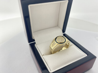 10 Karat Gold & Zirconium Black Onyx Circle Ring 10 Karat Gold & Zirconium Black Onyx Circle Ring