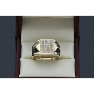 10 Karat Gold & Zirconium Square Forms Ring 10 Karat Gold & Zirconium Square Forms Ring