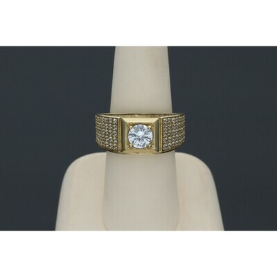 10 Karat Gold & Zirconium Fancy Ring Square Ring 10 Karat Gold & Zirconium Fancy Ring Square Ring