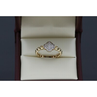 10 karat Gold & Zirconium Clover Ring 10 karat Gold & Zirconium Clover Ring