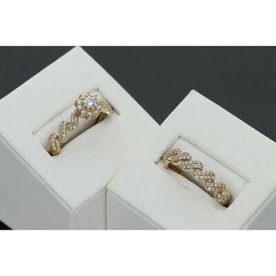 10 Karat Gold & Zirconium Zigzag Wedding Duo Set Ring 10 Karat Gold & Zirconium Zigzag Wedding Duo Set Ring