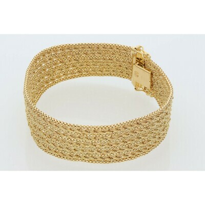 10 karat Gold Fancy Bracelet 18.5mm x 7.5 10 karat Gold Fancy Bracelet 18.5mm x 7.5
