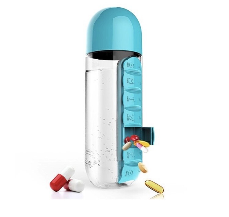 Pill organizing water bottle