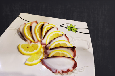 Tako Sashimi