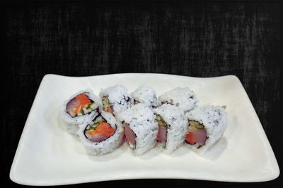 Tuna Salmon Roll