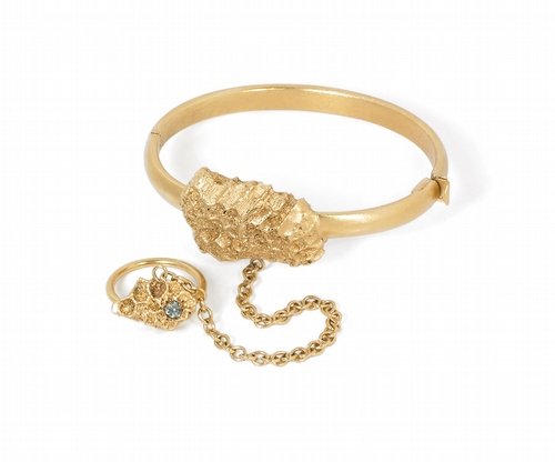 Coral bracelet chain to ring