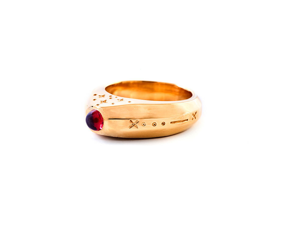 Divina Signet