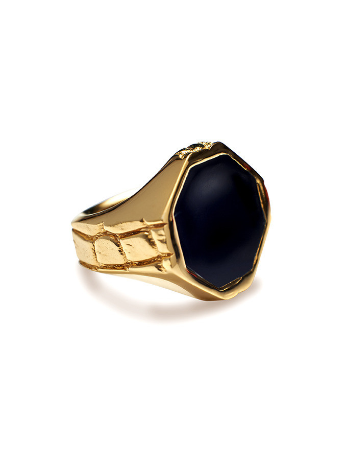 Onyx Alligator Signet