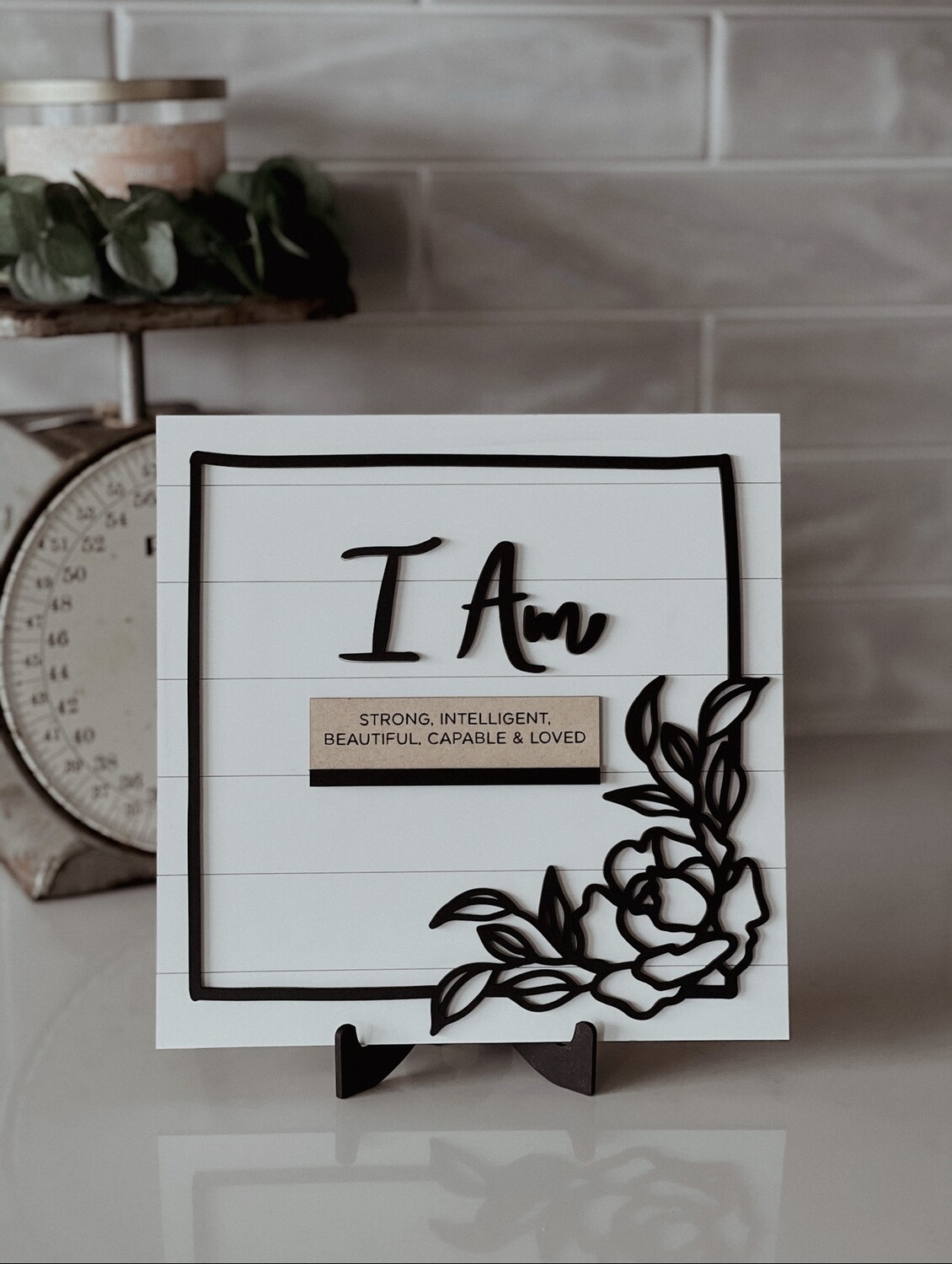 I AM SIGN W/ CHANGEABLE AFFIRMATION SLIDES