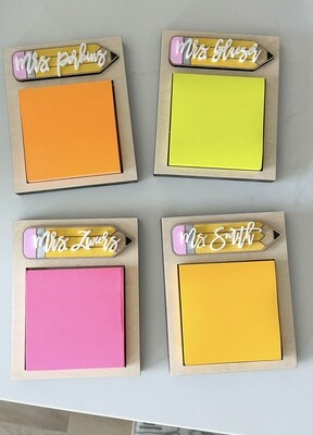 PERSONALIZED POST IT HOLDER