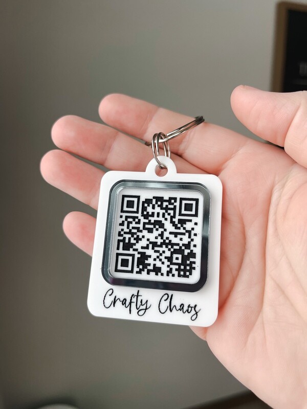 QR CODE KEYCHAIN