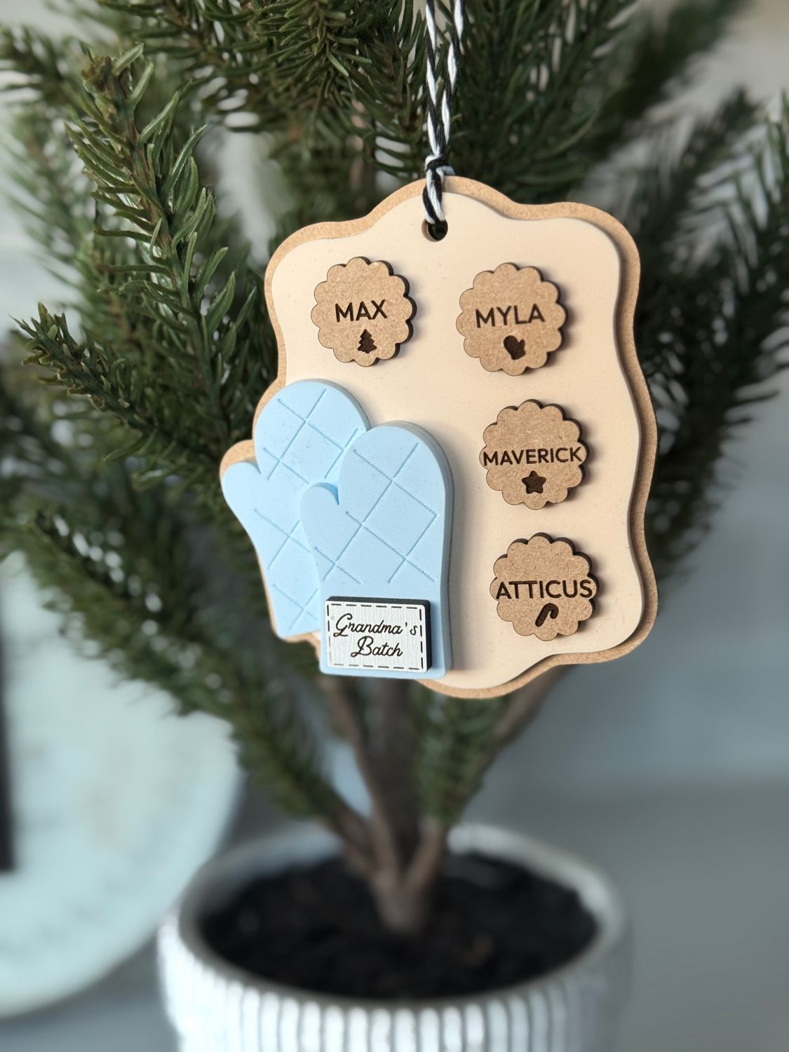 BAKING SHEET ORNAMENT